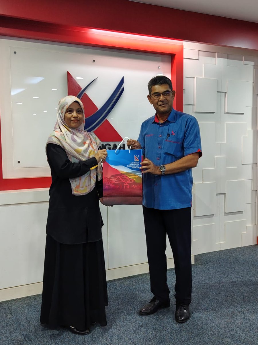 UCAM_Official's tweet photo. Kunjung Hormat Kolej RISDA Sdn. Bhd. ke Lembaga Kemajuan Terengganu Tengah (KETENGAH) membuka lembaran baharu ke arah memperkukuh jaringan kerjasama strategik dalam pembangunan modal insan, latihan kemahiran, TVET, keusahawanan serta pembangunan komuniti. https://t.co/EnJR43V8ES