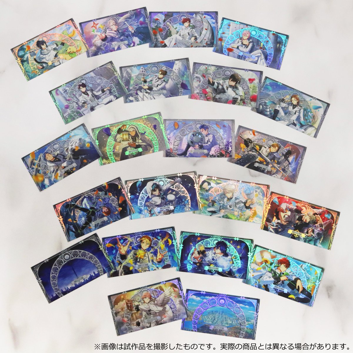 helios_r_store's tweet photo. 【📢新商品のご紹介📢】

本日はタロット風カードセットをご紹介！

「ARCANA HEROES」のイラスト20種＋「TOWER」「WORLD」の22枚セット！
美しく輝くオーロラ仕様です✨

※7月12日（日）23:59までのご予約で確実にご用意

ご注文はこちら👇
https://t.co/CdUycbk4kw

#エリオスR https://t.co/2qQFUdkliy