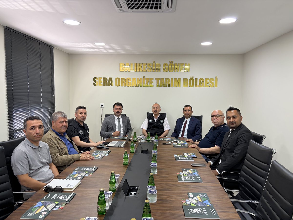 gonentdiosb's tweet photo. Çanakkale Ayvacık Sera Organize Tarım Bölgesi heyeti, Gönen Sera Organize Tarım Bölgesi'ni ziyaret ederek, proje sahasında devam eden altyapı çalışmaları hakkında bilgi aldı.

📍 Gönen OTB

#GönenOTB
#BalıkesirGönen 
#SeraOTB 
#TeknolojikSera 
#AkıllıTarım  
#YeşilEnerji 
#SürdürülebilirTarım 
#YenilenebilirEnerji 
#TopraksızTarım 
#JeotermalSera 
#TarımTeknolojileri
#DijitalTarım 
#TarımveGıda
#Gönen 
#Balıkesir 
#TarımdaGelecek

@tcbestepe @TCTarim @ibrahimyumakli @ahmtbgc @DrOsmanYildiz @TC_Balikesir @trgmresmi @balikesirtarim @valiustaoglu @karaman7919
