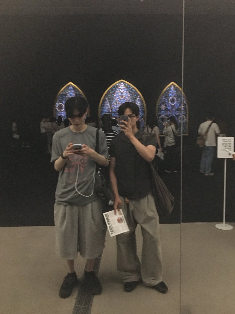 mywastedlife__'s tweet photo. 親友と現地集合🇰🇷 https://t.co/etTnp5DMxA