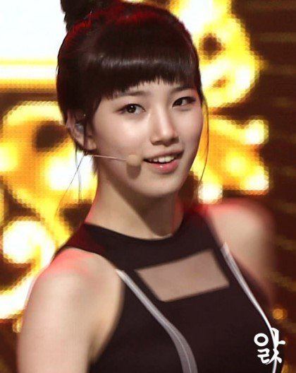 HyemySuz's tweet photo. [OP] I briefly worked as a stylist, I was part of the team that worked with Miss A. I went out a few times for group &amp; personal schedule. Suzy was really kind. It's been quite a while, so Sz probably doesn't remember me but she took good care of me, she was really pretty and kind https://t.co/D6GQtMCyzF