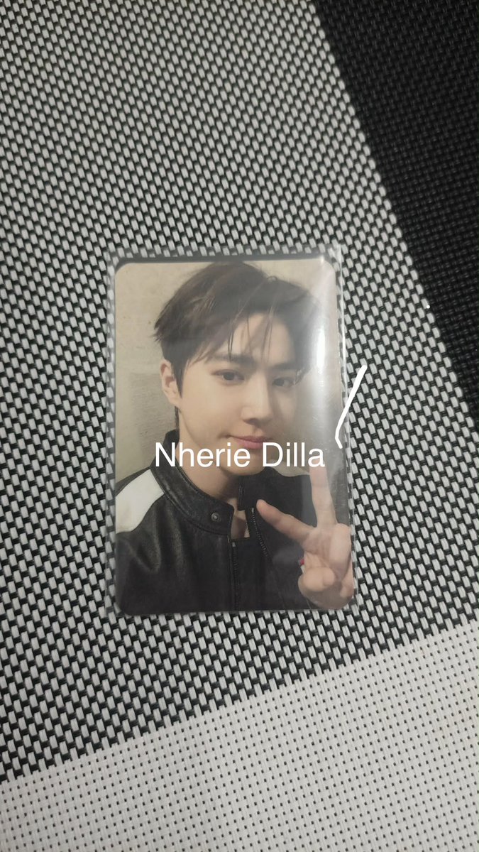 grace_nhd's tweet photo. wts lfb

exhorizon royalty benefit photocard

for sale

#exhorizon_in_MNL #exo #exhorizon https://t.co/JtnvclnYdq