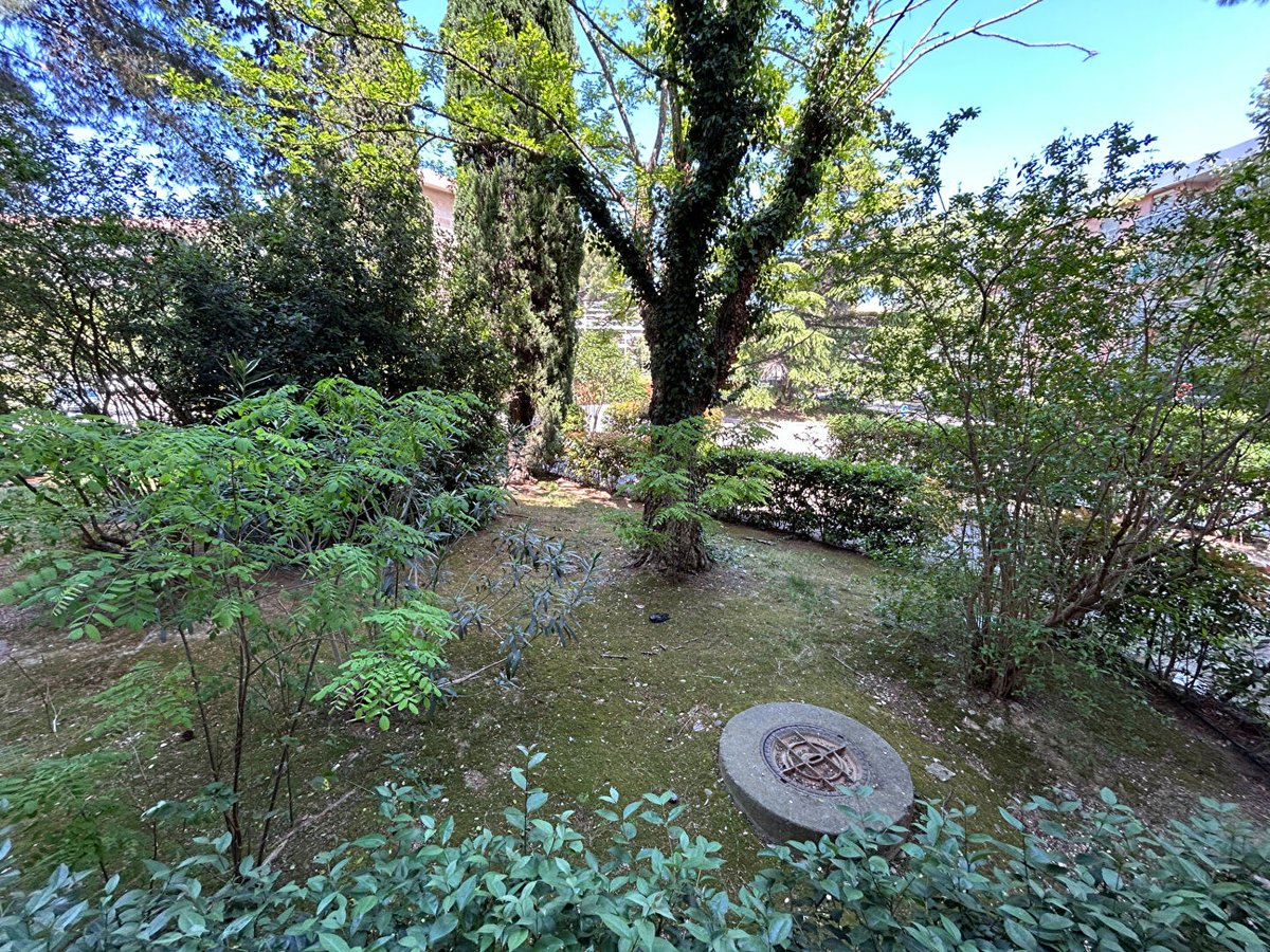 EraAix's tweet photo. ✨ Nouveau | À vendre | AIX EN PROVENCE 📍

▪ Appartement
▪ 3 pièce(s)
▪ 79 m²
▪ Classe climat: 24 kgCO2/m².an(C)
▪ Classe énergie: 224 kWhEP/m².an(D)
▪ (...) https://t.co/iACYGtaFzD
