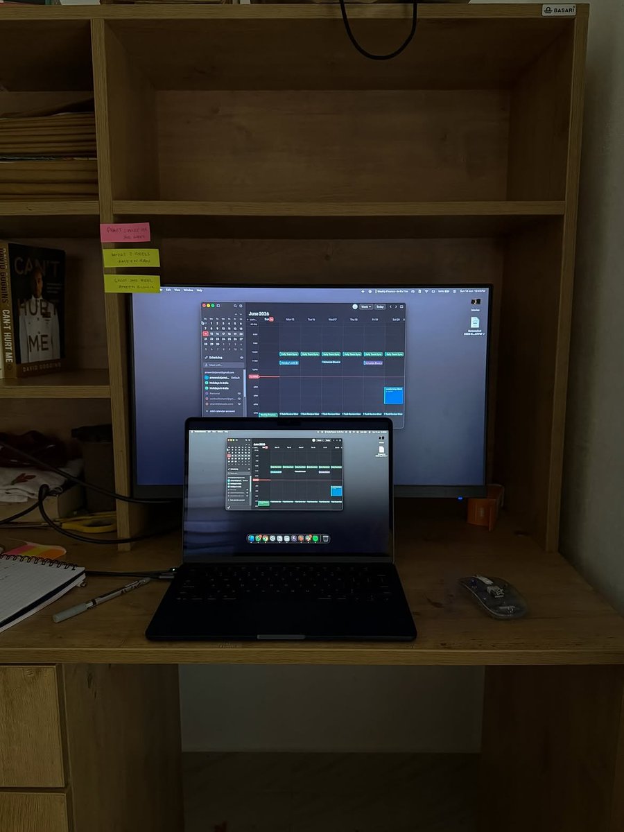 faarixxx's tweet photo. Log of a man doing surprisingly well today

>🏋️ back day — wings bigger than my ambitions

>🥗 diet's intact, sleep schedule finally too

>became a blockchain nerd for an hour, learned about [Web3 topic]

> actually slept like a functional adult

>started a new book,
 odds of finishing: unclear