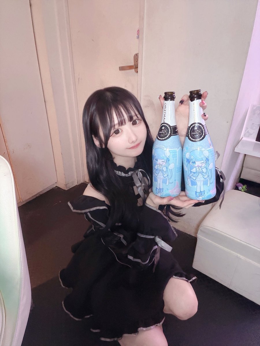 denpaplanet's tweet photo. 🪐本日のキャスト🪐

7月7日

七夕🎋

ななし19-0
おにゃんこ@pooon___oO 23-L
こあら@koara_kingdom_ 23-L
そると@soru2ya 23-L

ご来店お待ちしてます🎶

#ミナミ　#コンカフェ https://t.co/peB8uneFtL