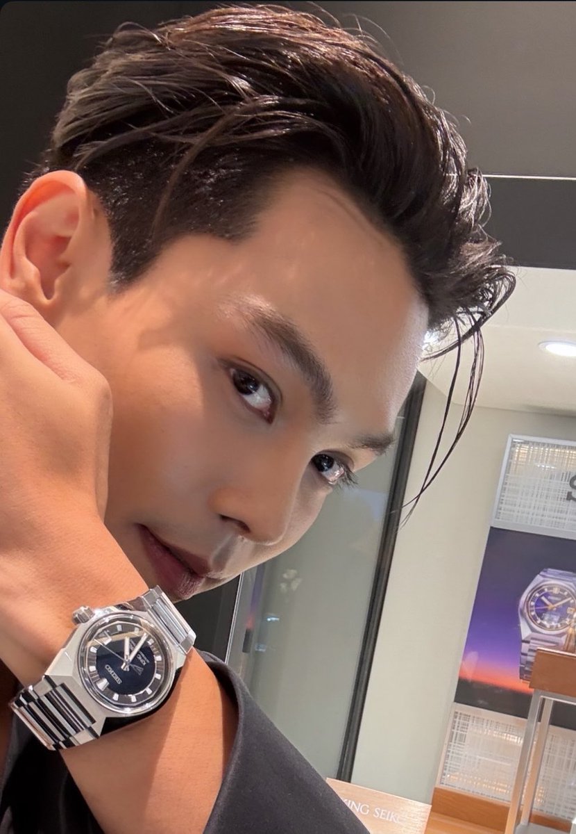 Glindathebxtch's tweet photo. วันนี้ขนตาสะพรึงมากกกก มาดามครับอย่ากระพริบตาบ่อย ผ ผมหนาว🥶🧤 https://t.co/RoIKuUQPSy