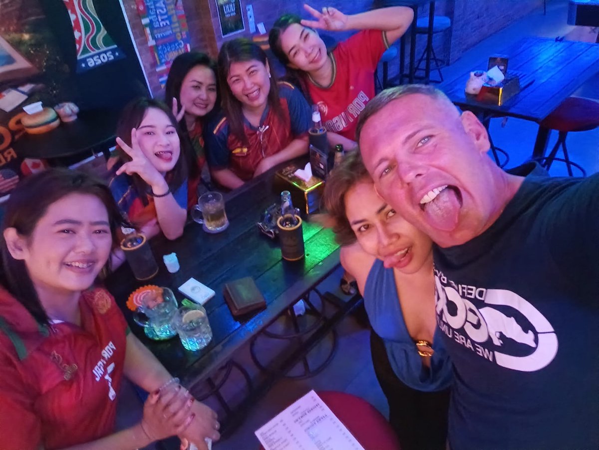 orangebarbkk's tweet photo. ⚽ The World Cup is where dreams come true... or end in 90 minutes.

Join us tonight at Orange Bar Bangkok for another night of football, cold drinks and great company! 🍻🍊

Who's your pick to go all the way? 🏆

#WorldCup2026 #OrangeBarBangkok #FootballNight #BangkokNightlife https://t.co/VvnAJ7GNSV