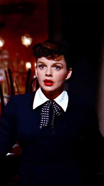 iShowTunes's tweet photo. #JudyGarland / #AStarIsBorn / 1954 https://t.co/dvEwI2HZYO