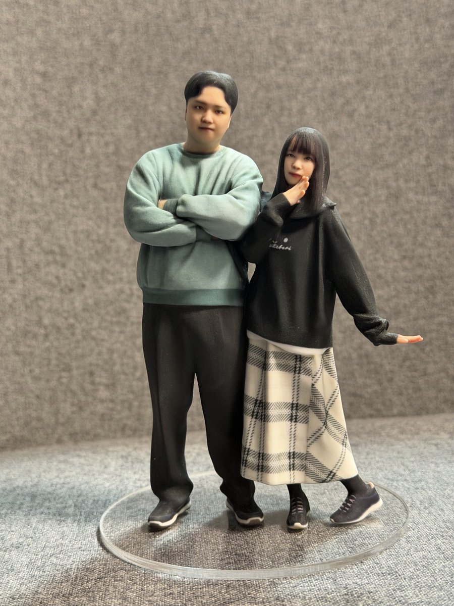 takahashipm's tweet photo. たかはし家でリアルフィギュア撮影に行ってきたんだけど、ついに完成した！

チラズアートにでてきそうw https://t.co/IVGED4FHZO