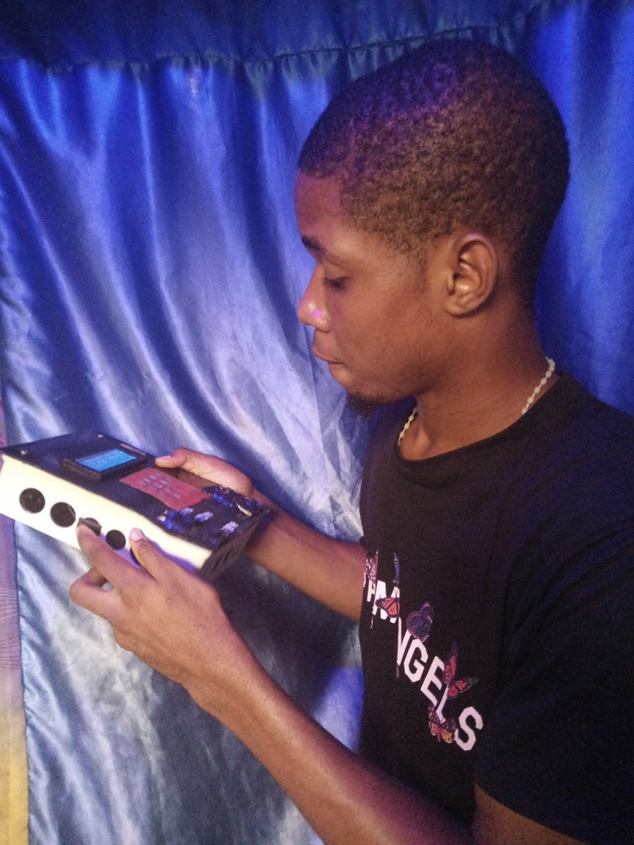 legendary_code_'s tweet photo. This was me as 𝐋𝐞𝐠𝐞𝐧𝐝𝐚𝐫𝐲𝐂𝐨𝐝𝐞 back in 2015. ‼️

That's when my software engineering journey truly began.

I started as a 𝐌𝐨𝐛𝐢𝐥𝐞 𝐃𝐞𝐯, building small apps on my phone, until the phone was stolen in church.

Instead of quitting, I kept building.

I moved into 𝐄𝐦𝐛𝐞𝐝𝐝𝐞𝐝 𝐒𝐲𝐬𝐭𝐞𝐦𝐬, creating solutions with microcontrollers, Raspberry Pi, and Arduino for students and small organizations while I was still in school. I even had my own branded flyers back then.

Later, I learned 𝐖𝐞𝐛 𝐃𝐞𝐯 because I wanted to build products at scale—something that inspired me from the early days of Facebook.

Then I discovered crypto.

In late 2020, I started learning about blockchain, and by 2021, I was fully building as a 𝐖𝐞𝐛𝟑 𝐃𝐞𝐯

Today, after 9+ years of building, my journey has been:
📱 Mobile Development
⚙️ Embedded Systems
🌐 Web Applications
⛓️ Web3 Infrastructure (Blockchain)

Looking back at this photo reminds me that every stage mattered.

𝐈𝐭 𝐰𝐚𝐬 𝐚𝐥𝐬𝐨 𝐢𝐧𝐬𝐩𝐢𝐫𝐢𝐧𝐠 𝐭𝐨 𝐫𝐞𝐚𝐥𝐢𝐳𝐞 𝐭𝐡𝐚𝐭 𝐠𝐨𝐨𝐝 𝐛𝐮𝐢𝐥𝐝𝐞𝐫𝐬 like @olanetsoft shared a similar embedded systems journey, as he mentioned in his interview with @Oxpam_pam

And a shout-out to @helen_codeadict ,you're doing an amazing job advancing embedded systems. Keep building! 👏

The tools changed.
The mission didn't.

N𝐞𝐯𝐞𝐫 𝐬𝐭𝐨𝐩 𝐛𝐮𝐢𝐥𝐝𝐢𝐧𝐠. 🚀