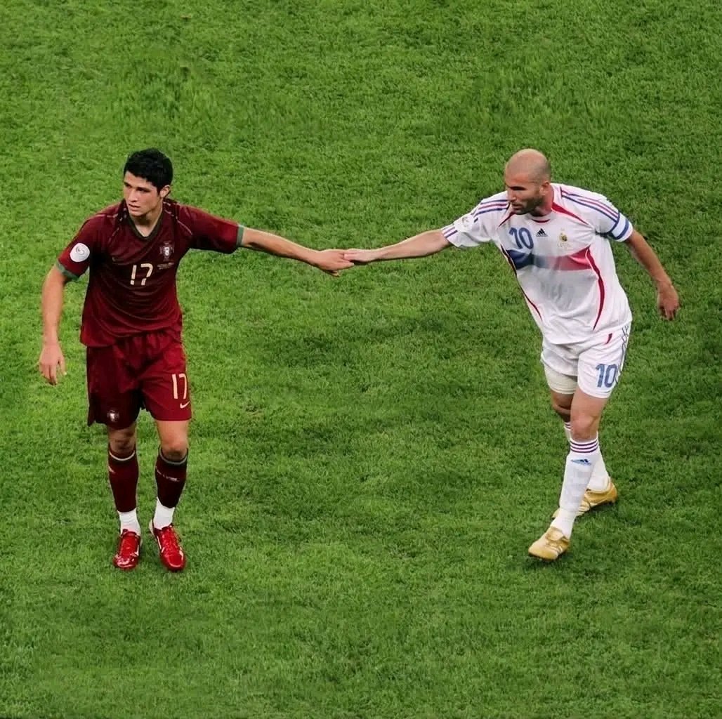 African_km269's tweet photo. Seeing Zidane post a picture means everything. Legends recognize legends. ❤️🐐
Thank you, , for everything you've done for football and for inspiring millions of people around the world. Your passion, dedication, and legacy will never be forgotten.

Thank you, legend. 👑⚽ https://t.co/tilJ9LKVqh