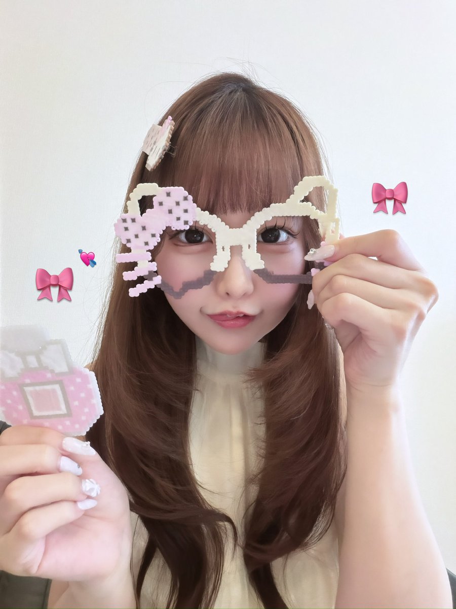sss_ri_3_e's tweet photo. アイロンビーズハマってる👓🎀 https://t.co/1kJ7pW4Izn