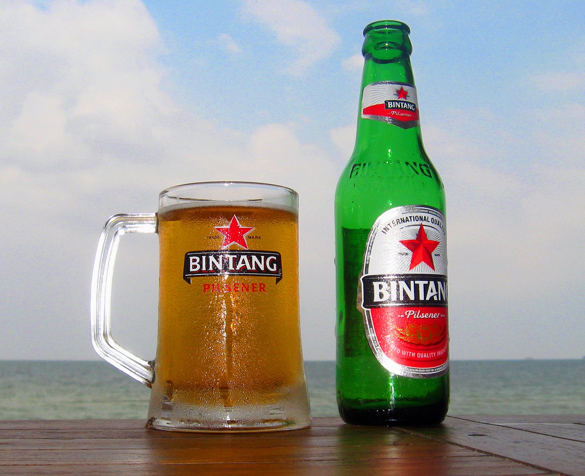 pinchingreality's tweet photo. @kapsology Free Beer from India 😂🤣 https://t.co/a2BpycAEGS