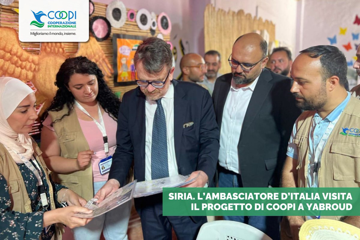 coopi's tweet photo. Siria: l'ambasciatore Stefano Ravagnan ha visitato la scuola di Yabroud, sostenuta dal progetto COOPI "Your Education, your future", finanziato da @ItalyMFA tramite @coopita_beirut. L'impegno prosegue con il nuovo progetto "Almruneh".
@ItalyinSyria 
🔎https://t.co/eAGzZjnkhg https://t.co/rzyiELNHDk