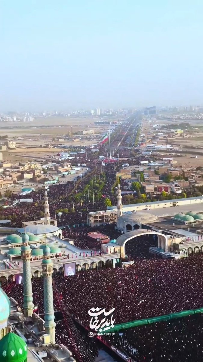 banookashaiii_6's tweet photo. دیروز وقتی دختر خالم گفت میایم تو بلوار اعظم نماز به آقا میخونیم و وصل میشیم به جمکران باور نکردیم ولی امروز جمعیت رو که دیدم فهمیدم راست می‌گفته https://t.co/C0CXj26Z5w