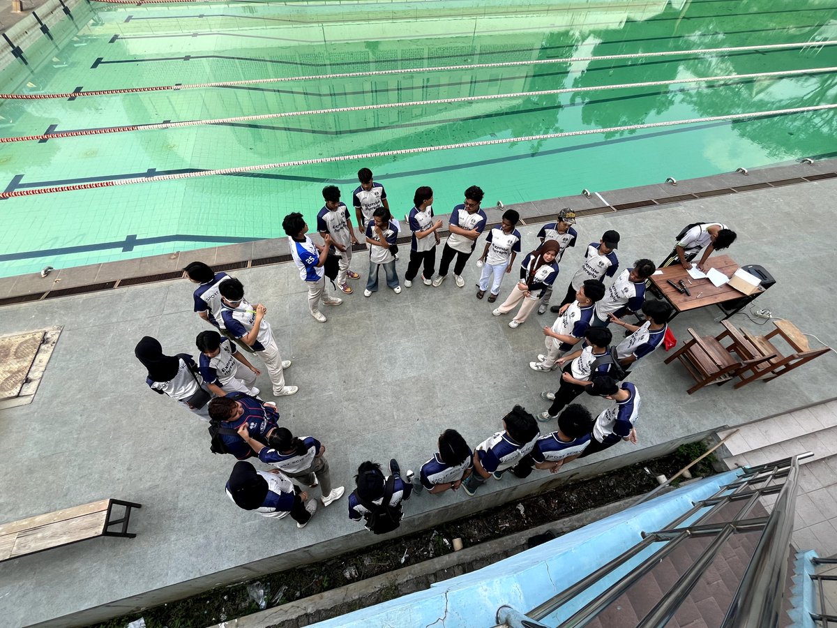 northeartt's tweet photo. seMester 4 DONEEE!!!!!! https://t.co/I59oMAHLO6