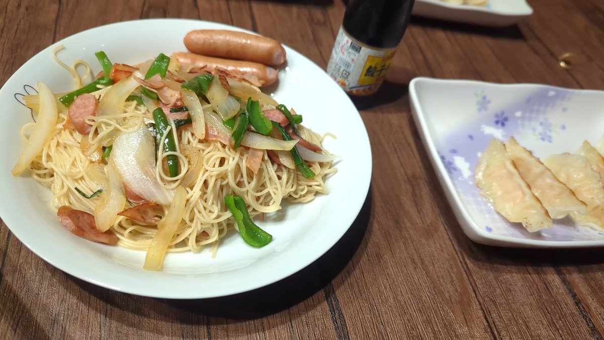 digno3614's tweet photo. 彼女と夕食 https://t.co/FCdByMEZ6U