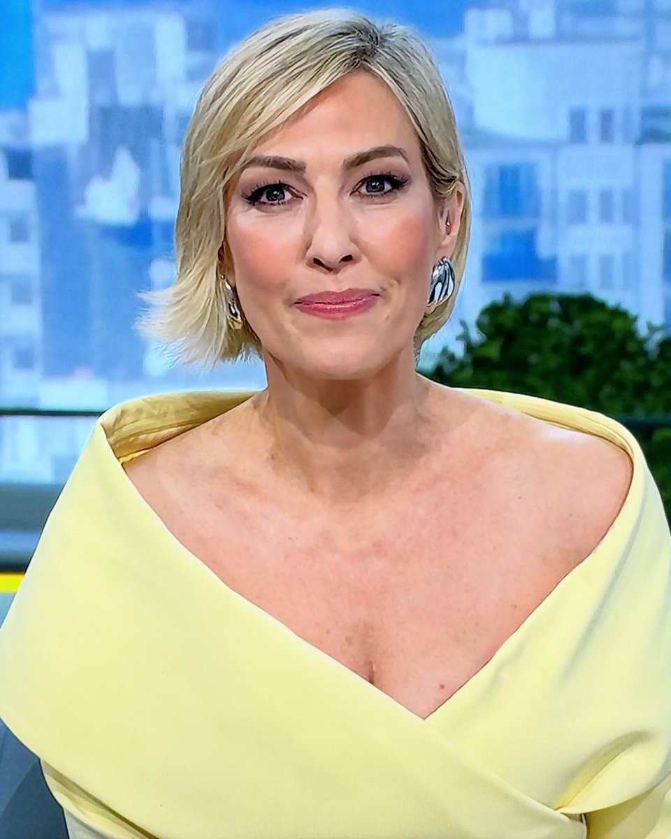 raymach1's tweet photo. KELLY
๐ a few more ๐
#KellyCates
#BBCWorldCup https://t.co/ujlEHK6R2h
