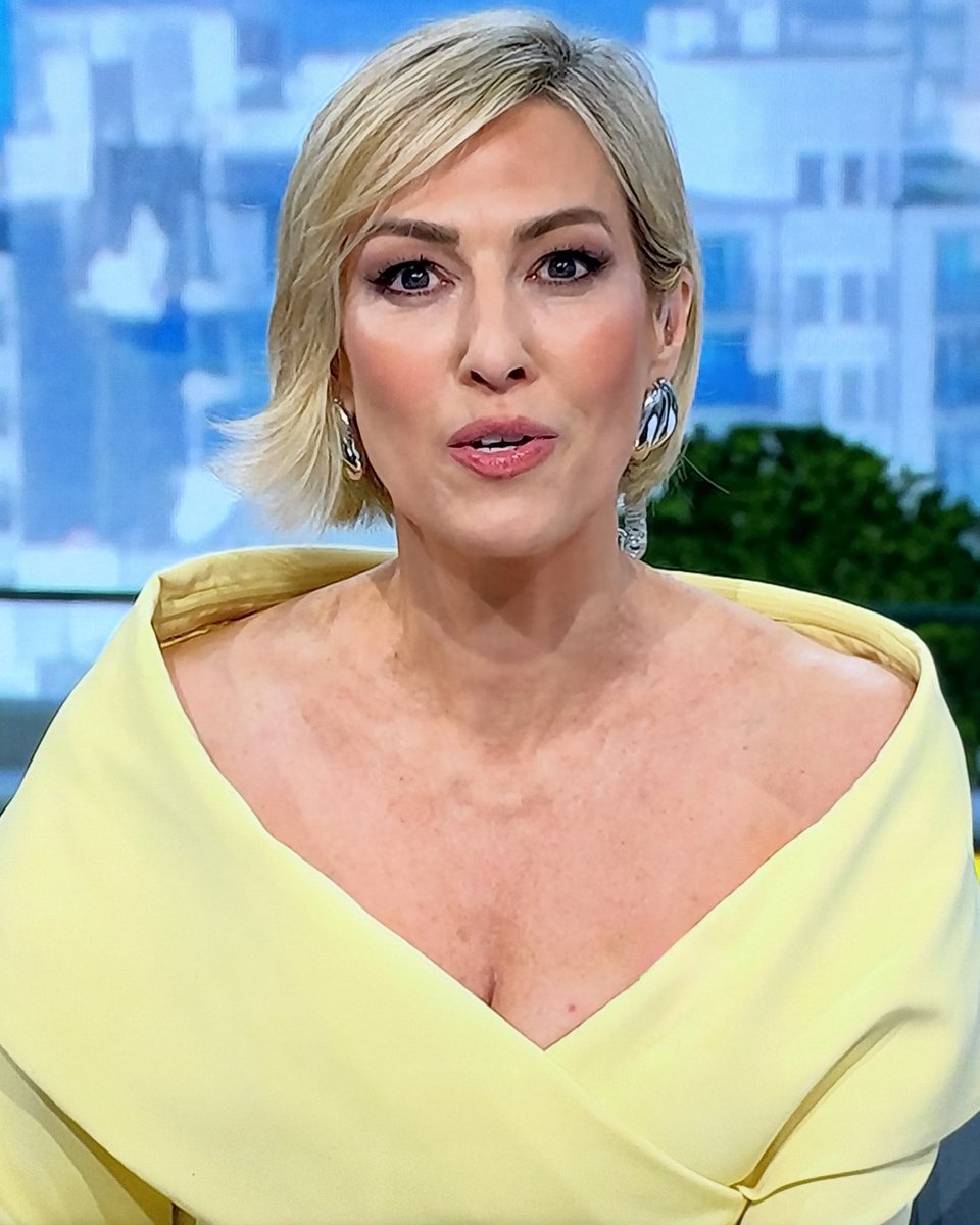 raymach1's tweet photo. KELLY
๐ a few more ๐
#KellyCates
#BBCWorldCup https://t.co/ujlEHK6R2h
