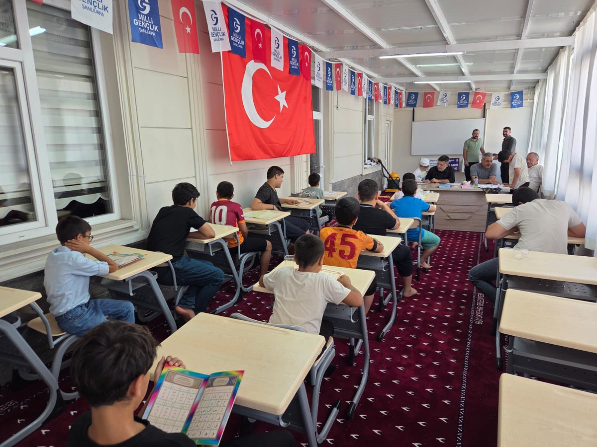 MGDurfa's tweet photo. Milli Gençlik Şanlıurfa Yaz Kampı: Dolu Dolu 2. Gün 
Hocalarımızın rehberliğinde Kuran-ı Kerim dersleri, değerler eğitimi ve kardeşlik... Gençlerimiz geleceğe emin adımlarla hazırlanıyor. Enerjimiz yüksek, heyecanımız yerinde!

@ozvatan_ahmet 
@NebiKaplan63 
@milligenclikmgd https://t.co/2oMLltiwrL