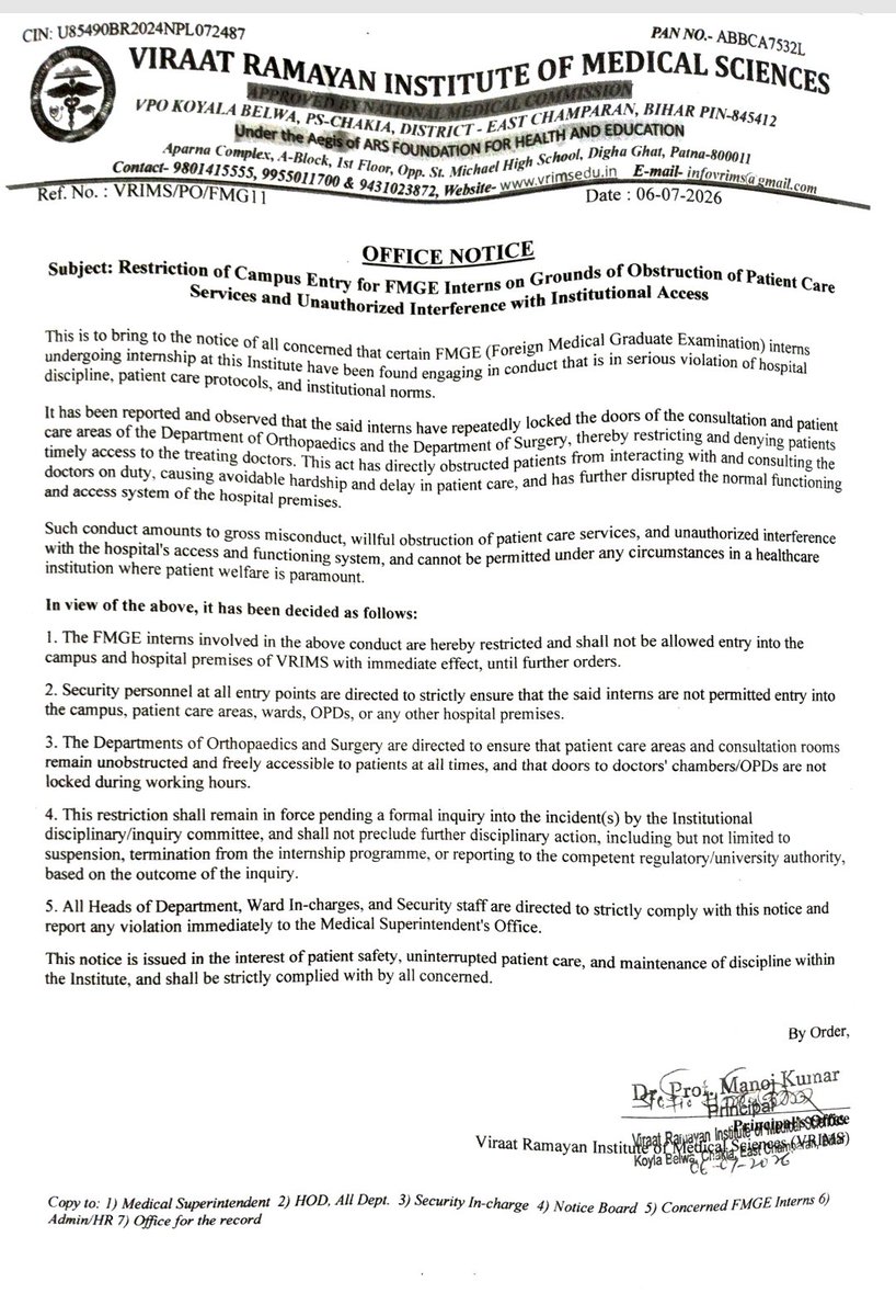 medicopenia_155's tweet photo. FMGE interns at VRIMS peacefully protested over months of unpaid stipend. We deny allegations of obstructing patient care and seek a fair, impartial inquiry. We urge @NMC_BHARAT and the @BiharHealthDept
to intervene, protect interns' rights, and ensure justice.
#FMGE #InternStipend #Bihar