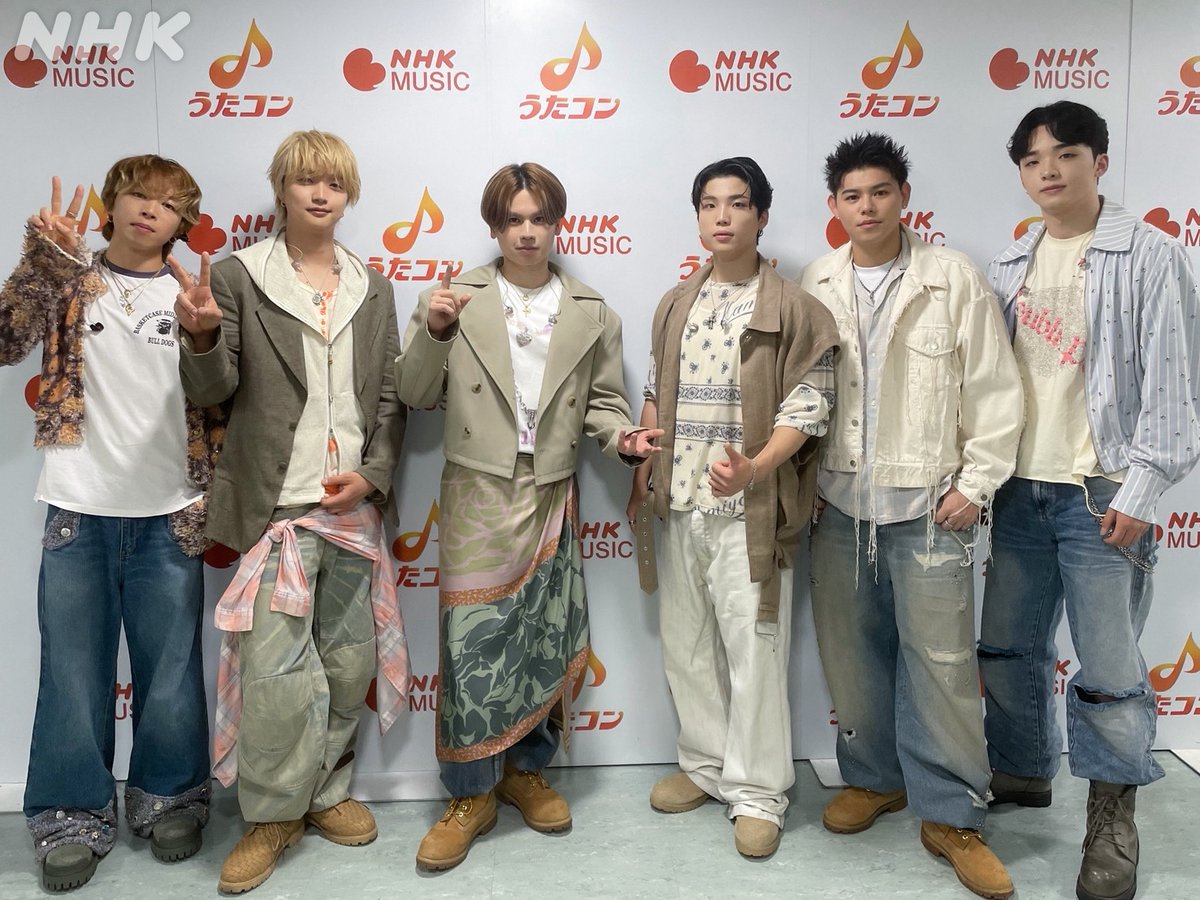nhk_utacon's tweet photo. ＃うたコン

七夕の夜 空に響く名曲🎋
このあと19時57分～生放送📡

リハーサル後の ＃BEFIRST の皆さん📸
「 ＃空 」「 ＃Missing 」
異なるタイプの２曲をパフォーマンス💥

👇詳細はこちら
https://t.co/TxuQ50E5gL

＃NHKONE で同時配信も！
https://t.co/kREmJ6x0fh https://t.co/kZTlF2zahW