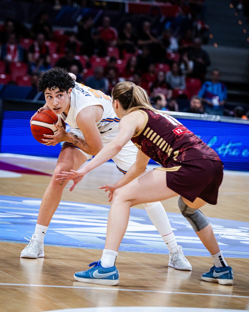 unigirona's tweet photo. 📝 La jugadora renova per una temporada

🗣️ Pere Puig: "Contents d’anunciar la renovació d’Ainhoa López per una temporada més. L’Ainhoa és un referent per a tots nosaltres."

Llegeix la notícia: https://t.co/LJWuHu8ghy https://t.co/7QynXhUOsp