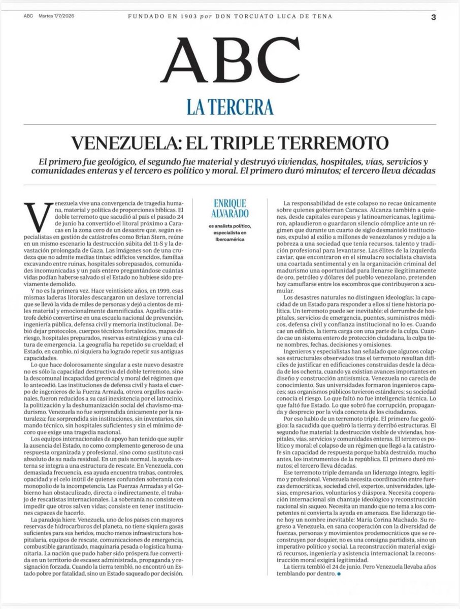 botellazo's tweet photo. Venezuela: el triple terremoto

El artículo de Enrique Alvarado en ABC propone una lectura dura y necesaria: Venezuela no sufrió sólo un terremoto geológico. Padeció también un terremoto material, visible en viviendas destruidas, hospitales vulnerables, vías colapsadas y comunidades abandonadas; y, sobre todo, un terremoto político y moral que lleva décadas debilitando las capacidades del Estado, destruyendo instituciones, expulsando talento y dejando al país sin prevención, sin gerencia pública y sin protección ciudadana.

La tragedia no se explica únicamente por la fuerza de la naturaleza. También revela años de corrupción, improvisación, propaganda, ruina institucional y desprecio por la vida concreta de los venezolanos. Cuando un país no tiene servicios de emergencia robustos, infraestructura confiable, inventarios, hospitales preparados ni una autoridad legítima capaz de coordinar auxilio, el desastre natural se convierte en catástrofe nacional.

Este texto merece ser leído porque pone el foco donde corresponde: la reconstrucción de Venezuela no será sólo material. Exigirá recursos, ingeniería y asistencia internacional; pero también liderazgo legítimo, coordinación profesional, recuperación institucional y una conducción democrática que no tema a los competentes ni convierta la ayuda en botín político.

El primer terremoto duró minutos. El tercero, el político y moral, lleva décadas. Y de ese también habrá que levantar a Venezuela.