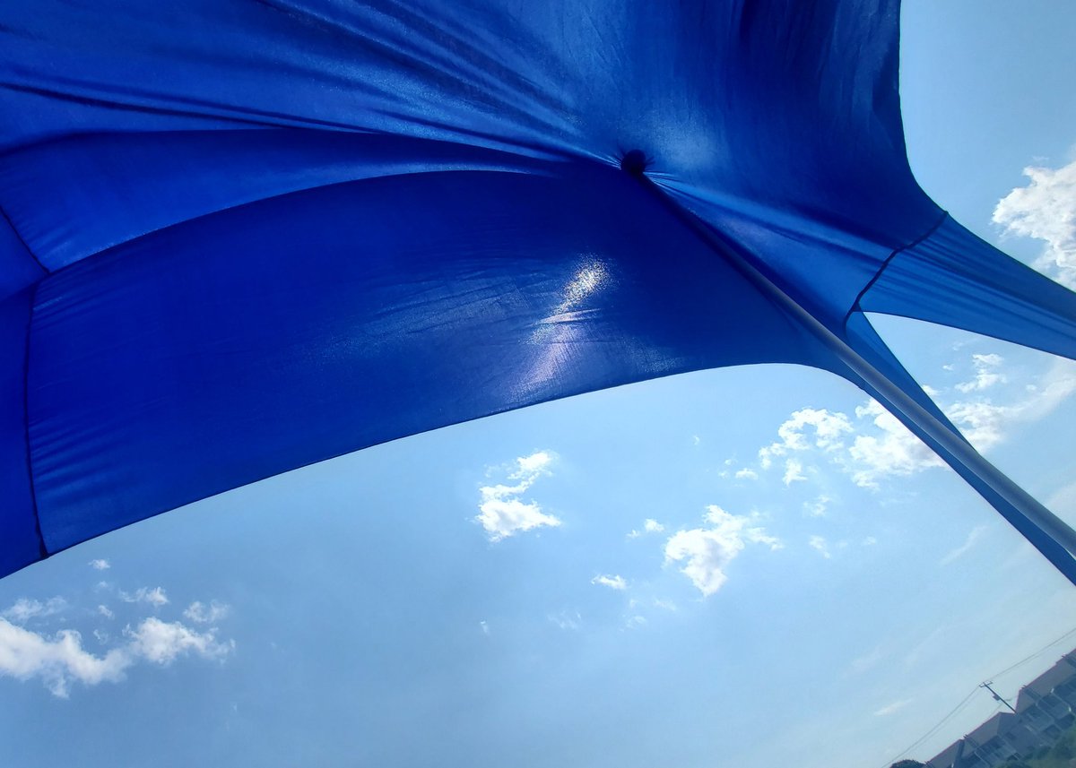 226nl's tweet photo. Summer vibe💦💥💙
#summer https://t.co/Je4S49C7TW