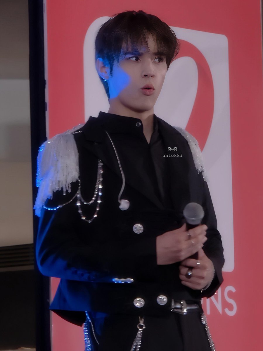 uhtokki's tweet photo. one thing i love about jay is that he just can't stay serious for even a minute (*σ>∀<)σ
#JAYCHANG #제이창 #ジェイチャ https://t.co/d9WOw1qB09