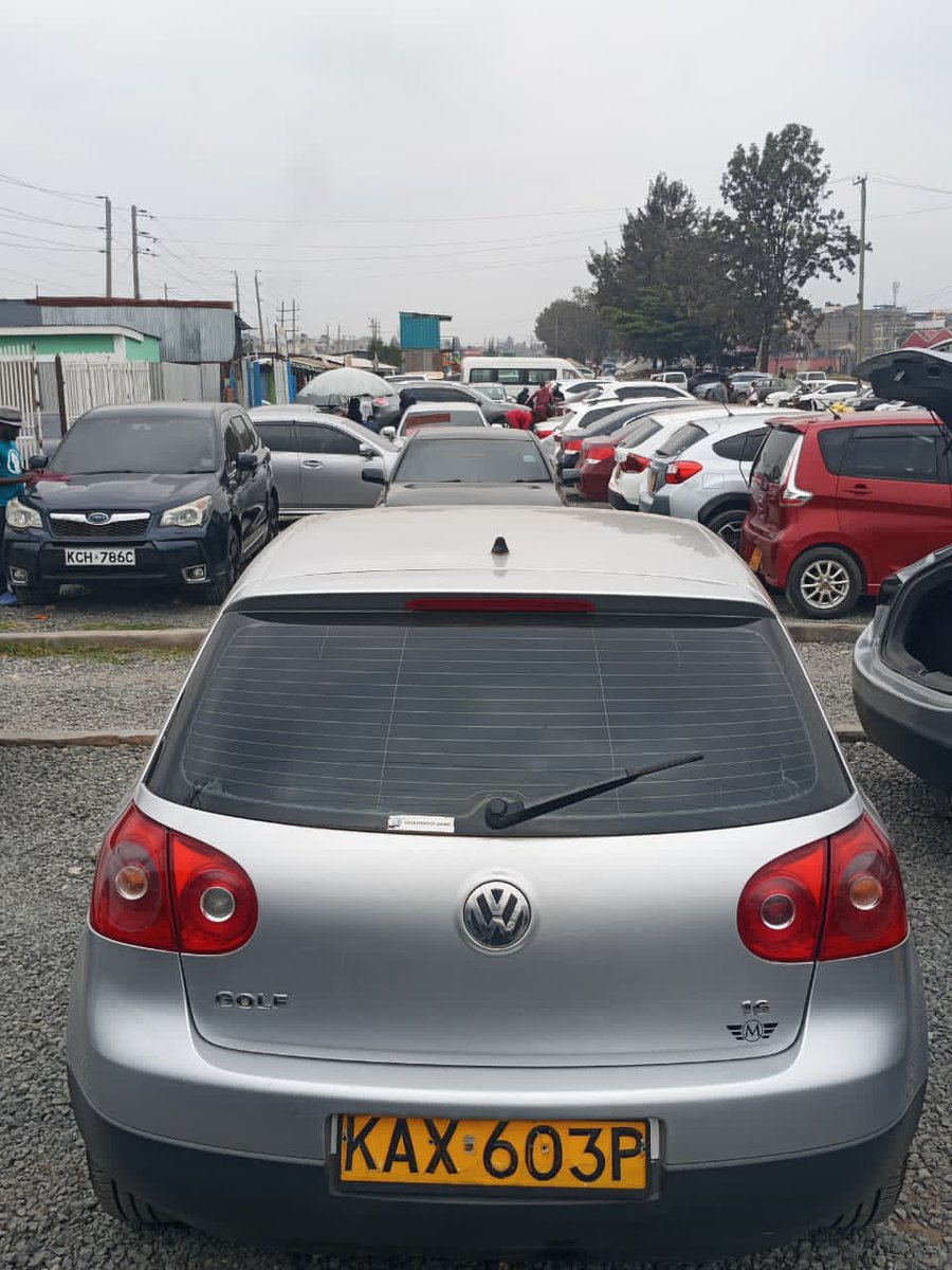 Quancho8's tweet photo. One of the cleanest mk5 in the market today
2006 locally assembled unit
1600cc NA
81k mileage 
Two previous owners
💰650k strict
☎️0745097573 https://t.co/xKn5g1aLla