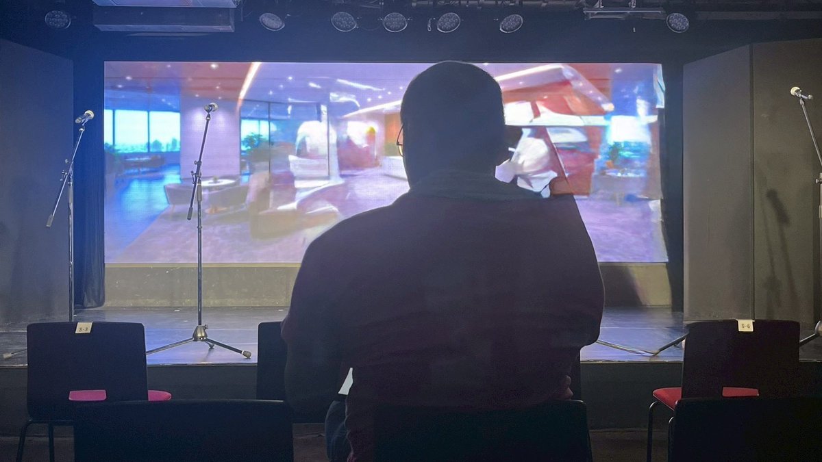 keitwo88's tweet photo. 本日の朗読公演終了。
毎回だけど、稽古３回、3チーム(今日は2チーム)、本番１回、毎月。
あっという間に過ぎる。
始まると同時に終わる感じ。
本番日はバタバタで、なかなか皆と接する機会もないし💦

何はともあれ、良き芝居でした。
皆さんお疲れ様でしたm(*_ _)m https://t.co/JyS96eYleY