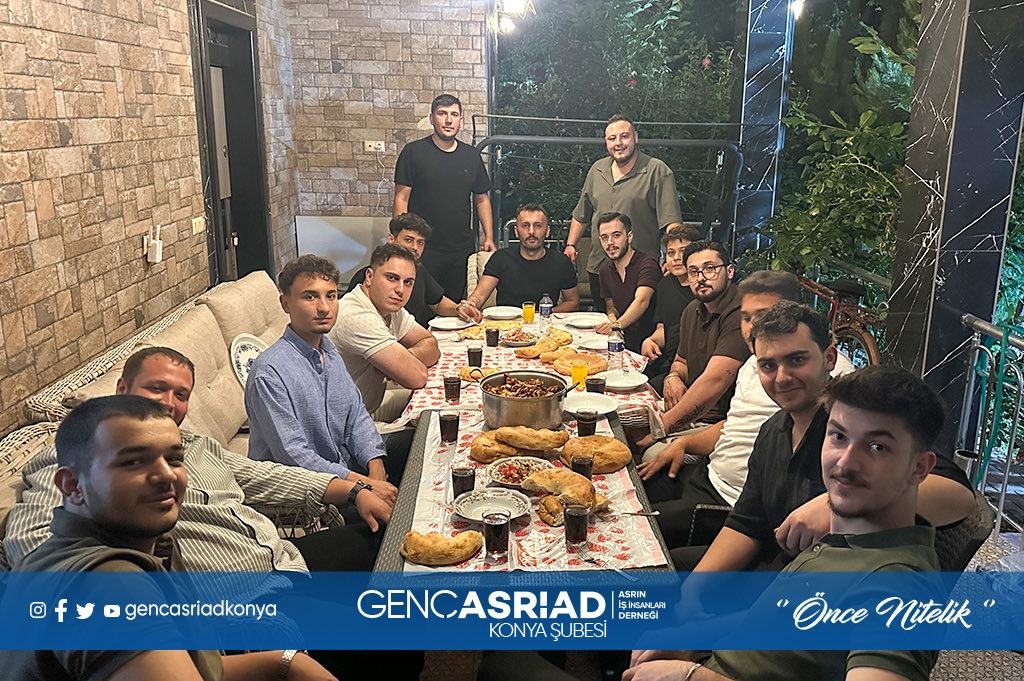 AsriadGenc's tweet photo. Genç Asriad Konya Şubesi Haftalık Rutin Yönetim Toplantısı Nasuh KARABAĞ’ın Misafirliğinde Gerçekleşmiştir. Nasuh Beye Misafirperverliğinden Dolayı Teşekkür Ederiz.

#gençasriad #asrınişadamlarıderneği #öncenitelik #asriadkonya #konya https://t.co/Eo0csAdCjA