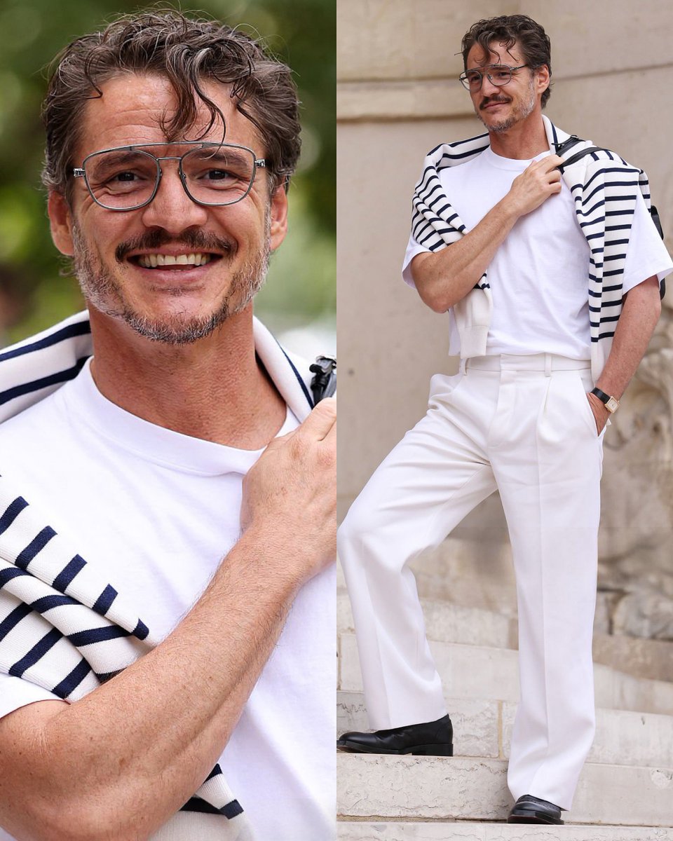 _filmcrave's tweet photo. Pedro Pascal photographed at the Chanel Fashion Show in Paris. 📷 https://t.co/ifhRzx6HYP