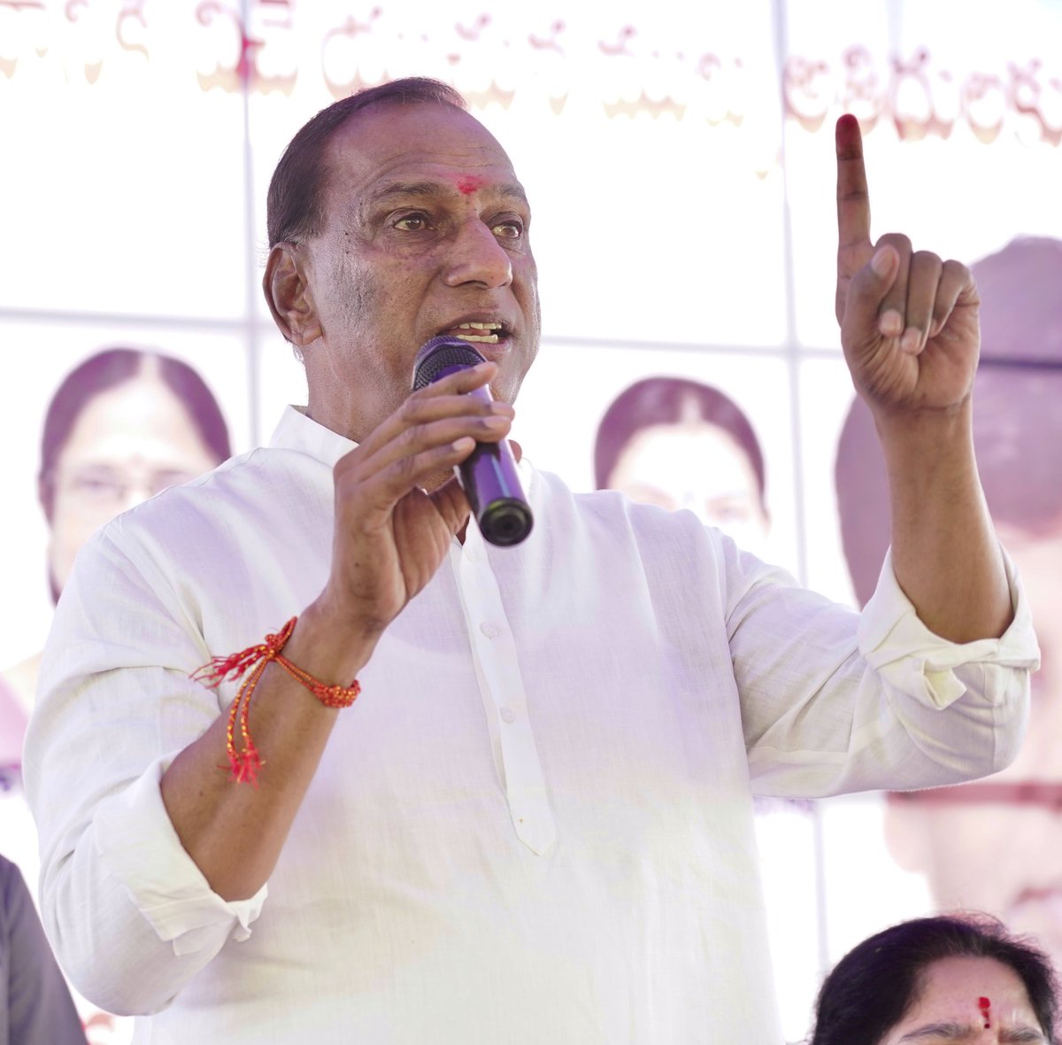 mekaapalaKukka's tweet photo. BIG BREAKING NEWS .. 

🔸BRS పార్టి కి రాజీనామా చేయనున్న MLA మల్లారెడ్డి https://t.co/0E75YtZDRj