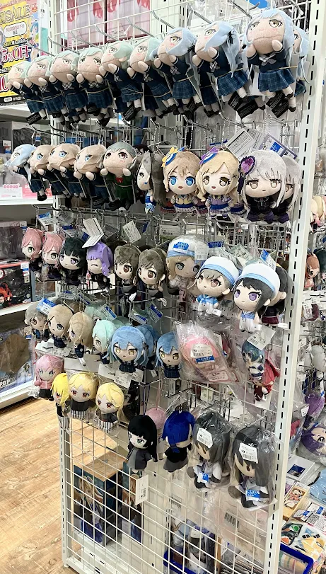 lashin_isesaki's tweet photo. 【らしんばんスマーク伊勢崎店】
ぬいぐるみコーナー展開中！
＃ちびぐるみ　や　＃ぷちっしゅ
などご用意しております🫶
推しのぬいぐるみに出会えるかも！？
皆様のが来店お待ちしております✨
＃らしんばん　＃スマーク伊勢崎 https://t.co/V11mAdwpb8