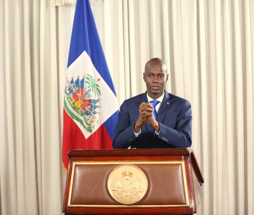 Ricard_lyly's tweet photo. Aujourd’hui fait 5 ans que le Président Jovenel Moïse à été assassiné dans sa résidence. 

Nou pap janm bliye w 🕊️🙏🏽
7 juillet 2021 - 7 juillet 2026 https://t.co/4XeYyNyYds