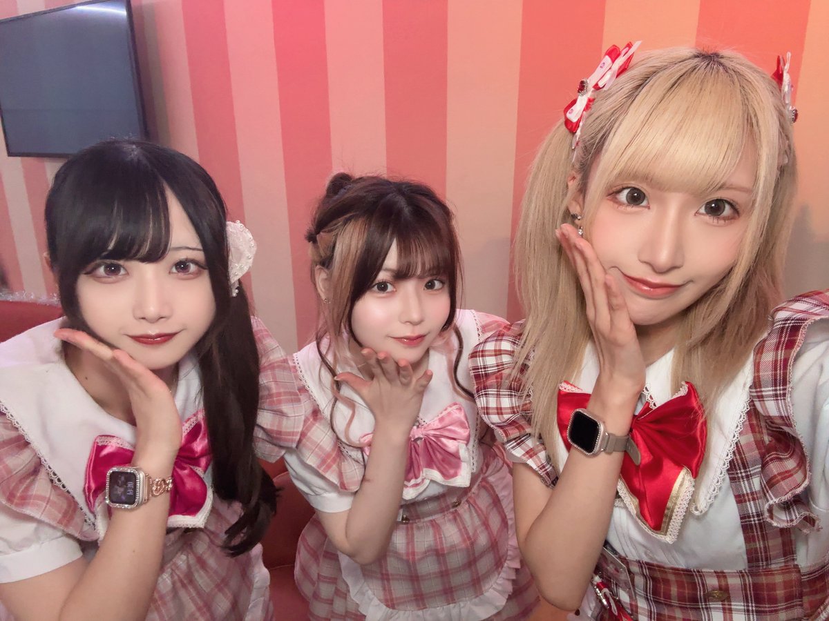 question_IDOL_'s tweet photo. ┈💗20時𝙊𝙋𝙀𝙉💗┈

今日は7月7日、七夕の日🎋🌠
皆さんの願い事は何ですか？💫

今夜も元気におまちしております🫶💕

くえすちょんライブ🎤22時～
りお💟あすか🎀ねむ🐑
 #富山コンカフェ #くえすちょん https://t.co/GE0seLu1pz