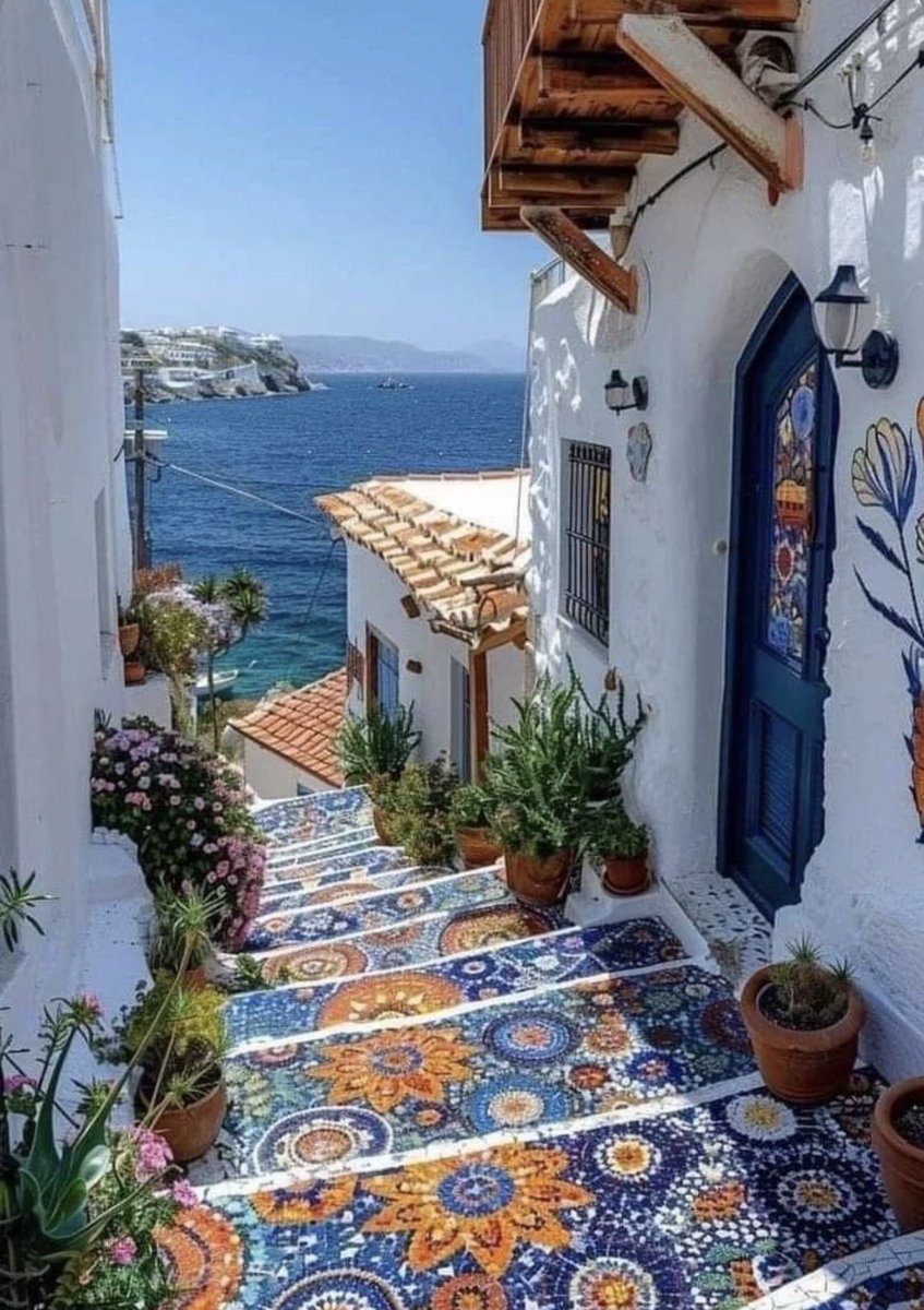 W0rld2026's tweet photo. Santorini, Greece 🇬🇷 https://t.co/WRCFZdfvFZ