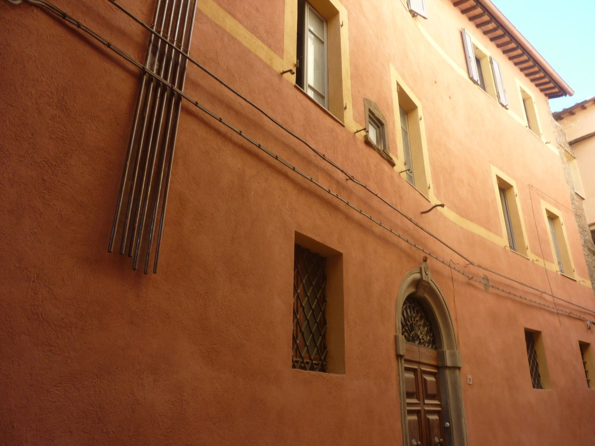 italianhouses's tweet photo. 🏡✨Elegant #Umbrian apartment
🏰Historic #medieval setting
🛏️2 double bedrooms
🛋️Designer furnishings included
💶€268,000
❓Historic charm or modern luxury?
https://t.co/WoOfZukwMP
#PropertyItaly #Umbria #Perugia #Panicale https://t.co/KP00iPxpLz