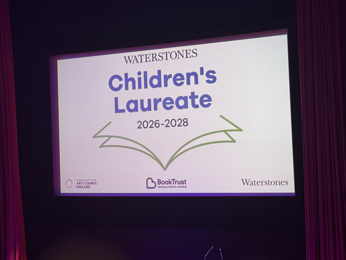 Read4eva's tweet photo. Very excited to be here at the Barbican waiting for the new @UKLaureate  Who Will it be ????!!! @Booktrust https://t.co/m4thIk6F6d