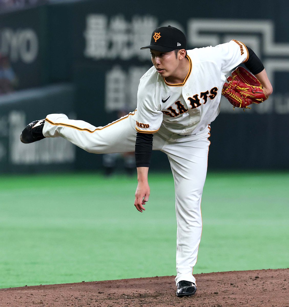 TokyoGiants's tweet photo. 【六回表】巨人 1-2 阪神

2死二塁の場面で、4番手の #赤星優志 投手が登板、後続を抑える。 https://t.co/hOKoagQT3x