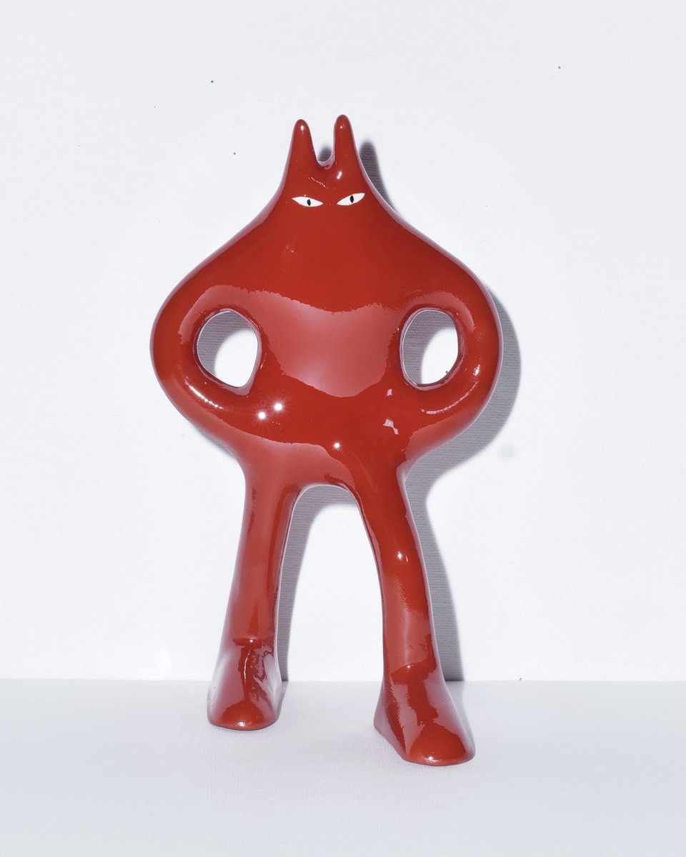 alexisolinart's tweet photo. GM ☀️

SOLD – the last one! 🔴

Thank you to everyone who added a handmade NOOX to your collection ❤️

Pre-orders are now open for the next few polymer clay pieces. After that, I’ll be moving to a new material to speed up production ☺️ https://t.co/iMsYxXwvQW