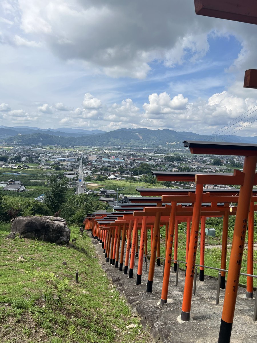 jyami10's tweet photo. 浮羽稲荷神社とラーメン八へ https://t.co/oyX0zMb504