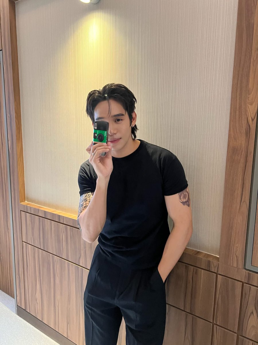 Legendngernnn's tweet photo. 🗓️07.07.26   
IG [ ngernnn ] 

👨🏻‍⚕️🩺🖤  

#ngernnn #maxky_rp
#bbverpj #pondponlawit https://t.co/GprgCiJZ4d