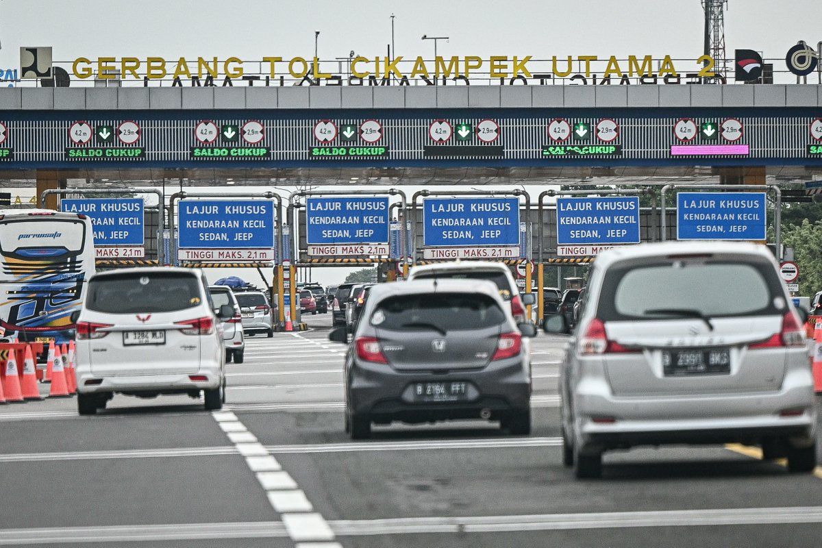 Jakarta_Nippo's tweet photo. 【インドネシア版ETC導入に向け準備】
高速道路規制庁（ＢＰＪＴ）は３日、ノンストップ料金収受システム（MLFF、インドネシア版ETC）の事前実証に向けた準備を進めていると明らかにした。場所と時期などの詳細は現時点で未定。 https://t.co/2T3RKSNnNE