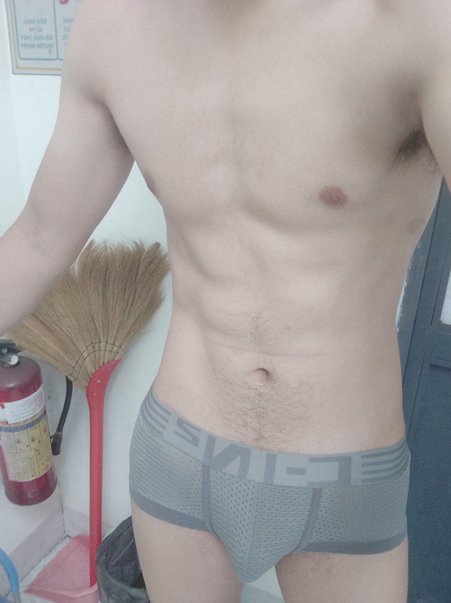 dra_gon06's tweet photo. Ngày tập lưng xô vs sip CIN2 https://t.co/j6J0ro8hrD