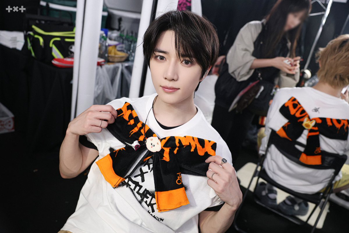 beomzzi's tweet photo. 2026 TXT MOA CON IN JAPAN Photo Sketch 

( 1 / 3 )

#범규 #BEOMGYU https://t.co/FKqzCfTZpO