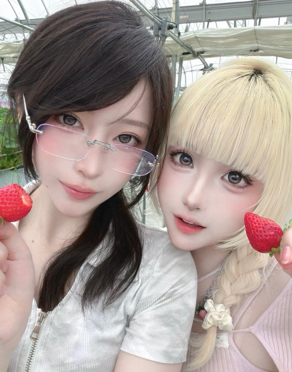 Ringo125rg's tweet photo. ❤️🍓イチゴ狩り🍓❤️ https://t.co/KxcrzRqMku