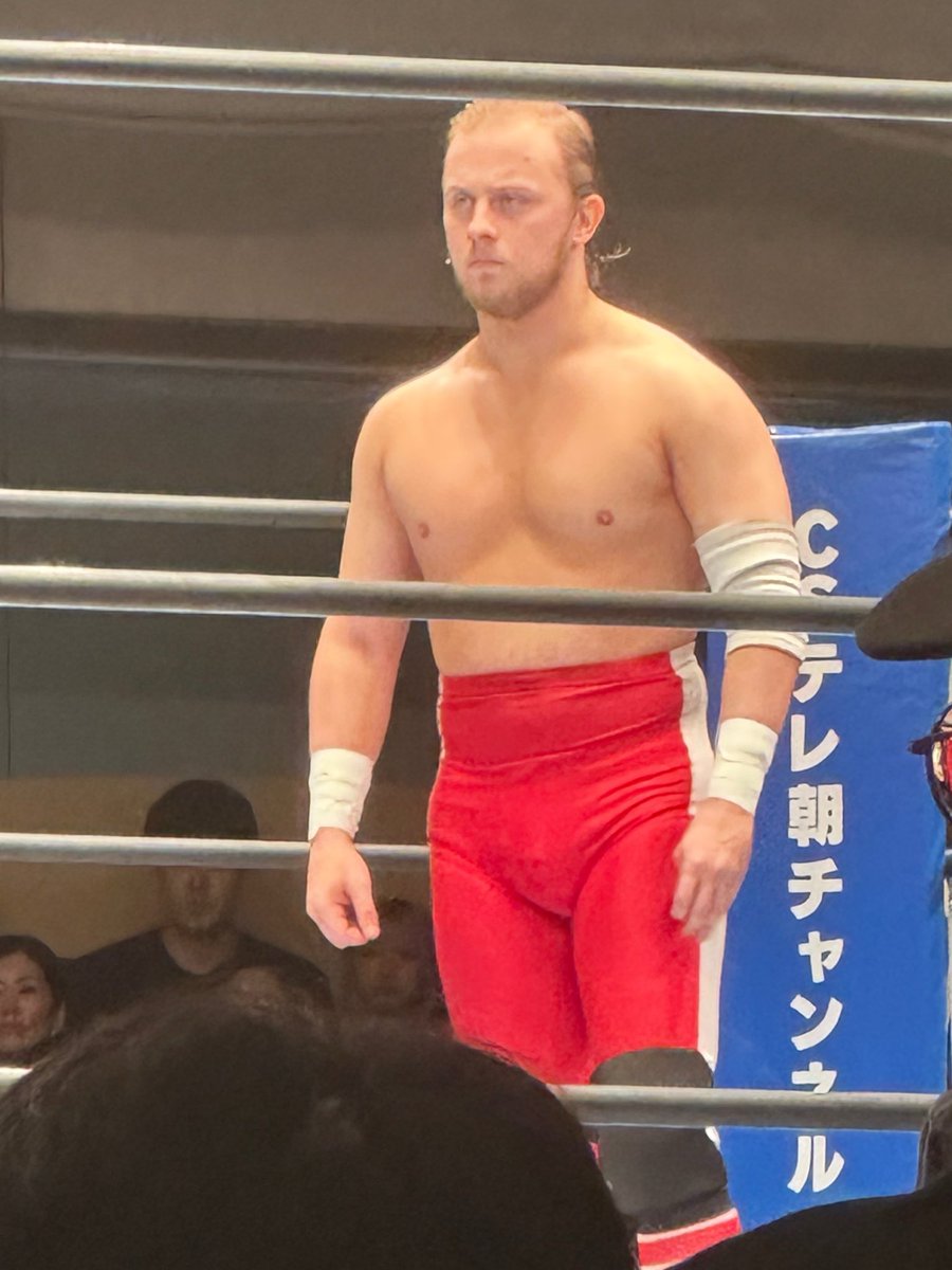tokyodynamite's tweet photo. これが令和のダイナマイト・キッド トム・ビリントン。 https://t.co/Klx7TDGe5m